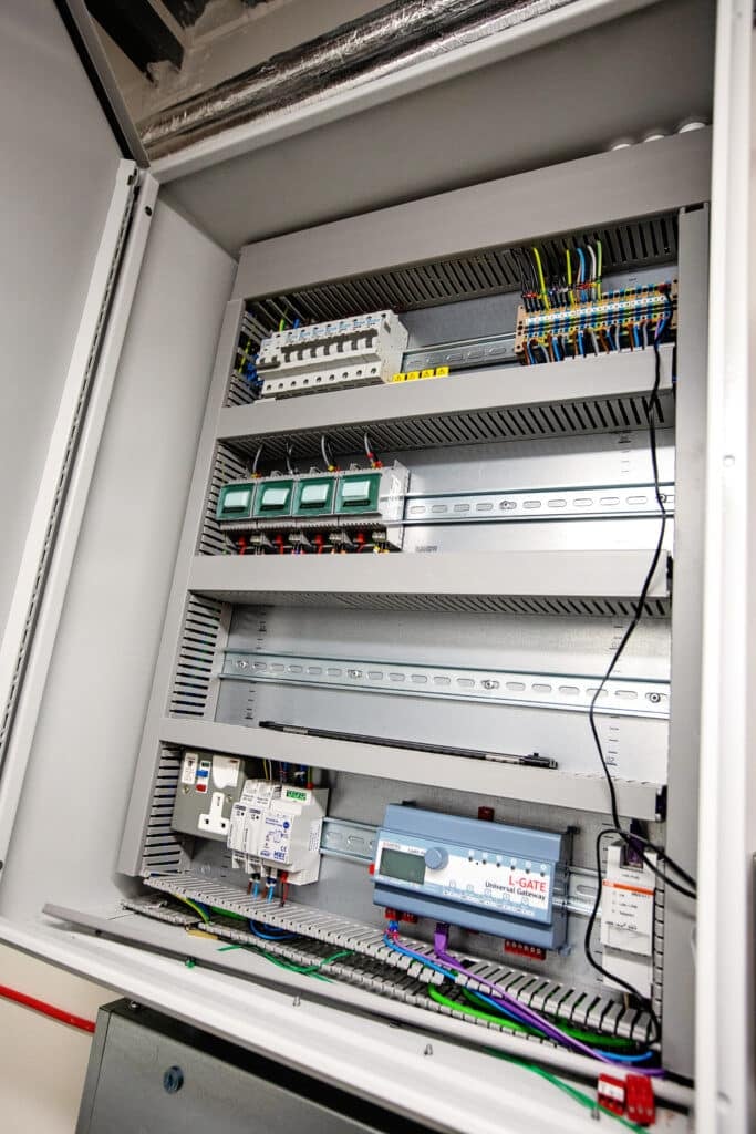 150 Holborn Control Unit